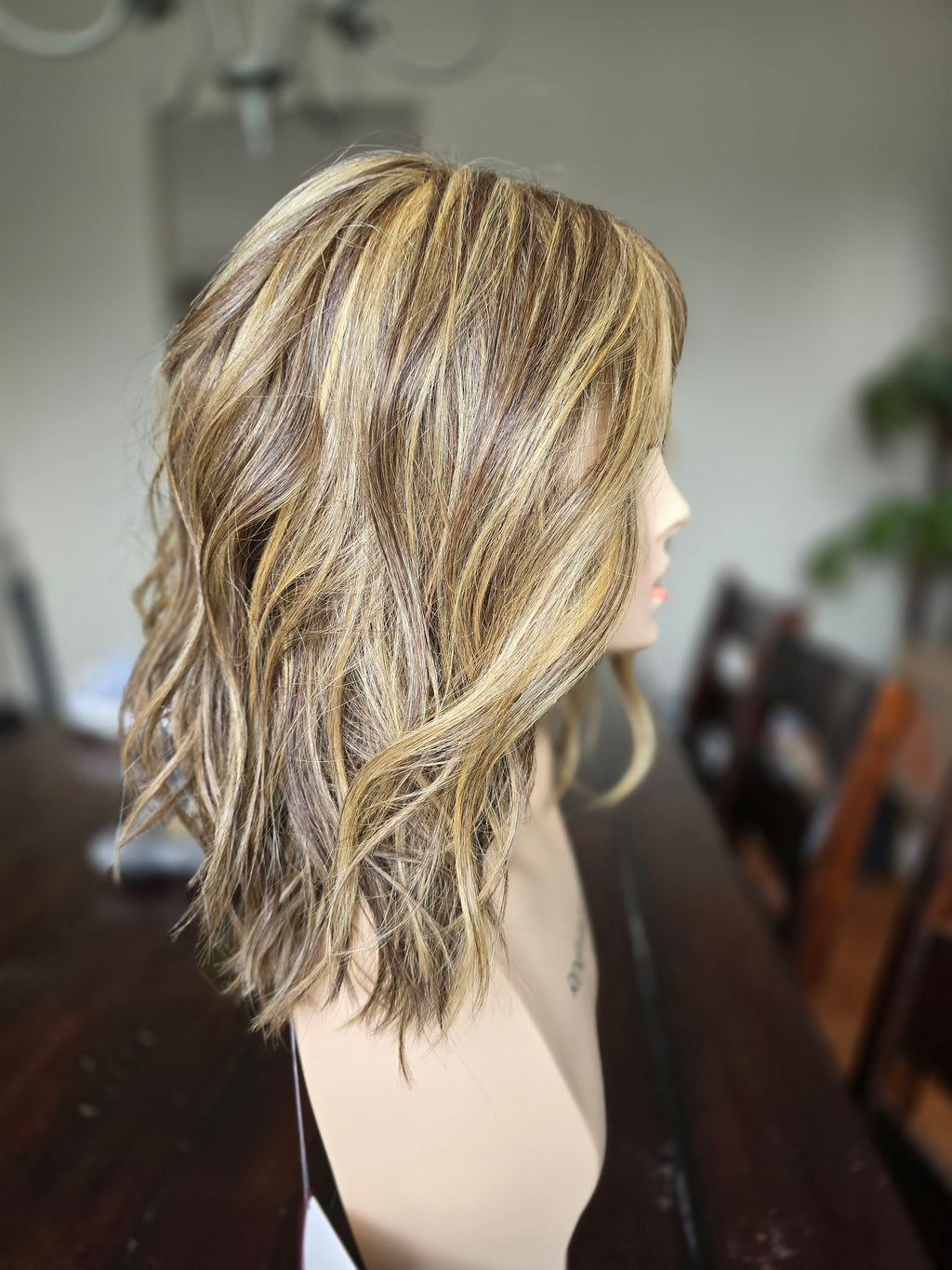 Wavy Day - Holly Deals (golden walnut)
