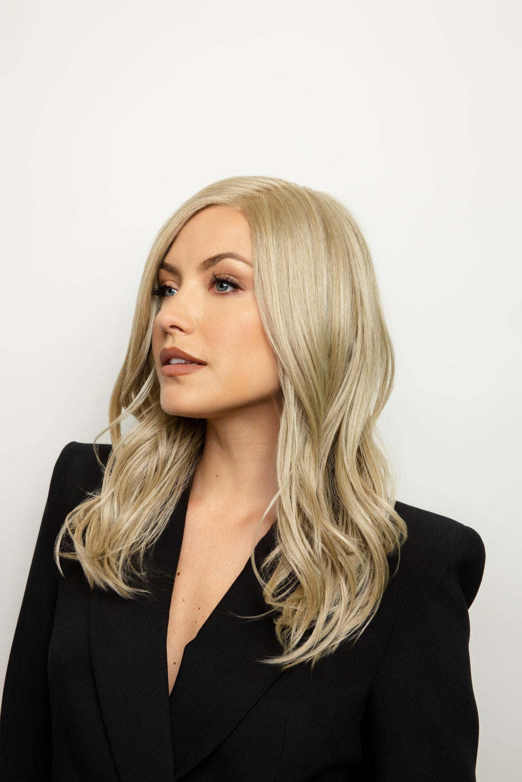 Leoni Wig - 1039   Alexander Couture Collection